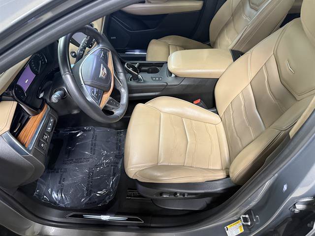 Certified 2018 Cadillac XT5 Platinum w/ Driver Assist Package AWD/4WD image 6