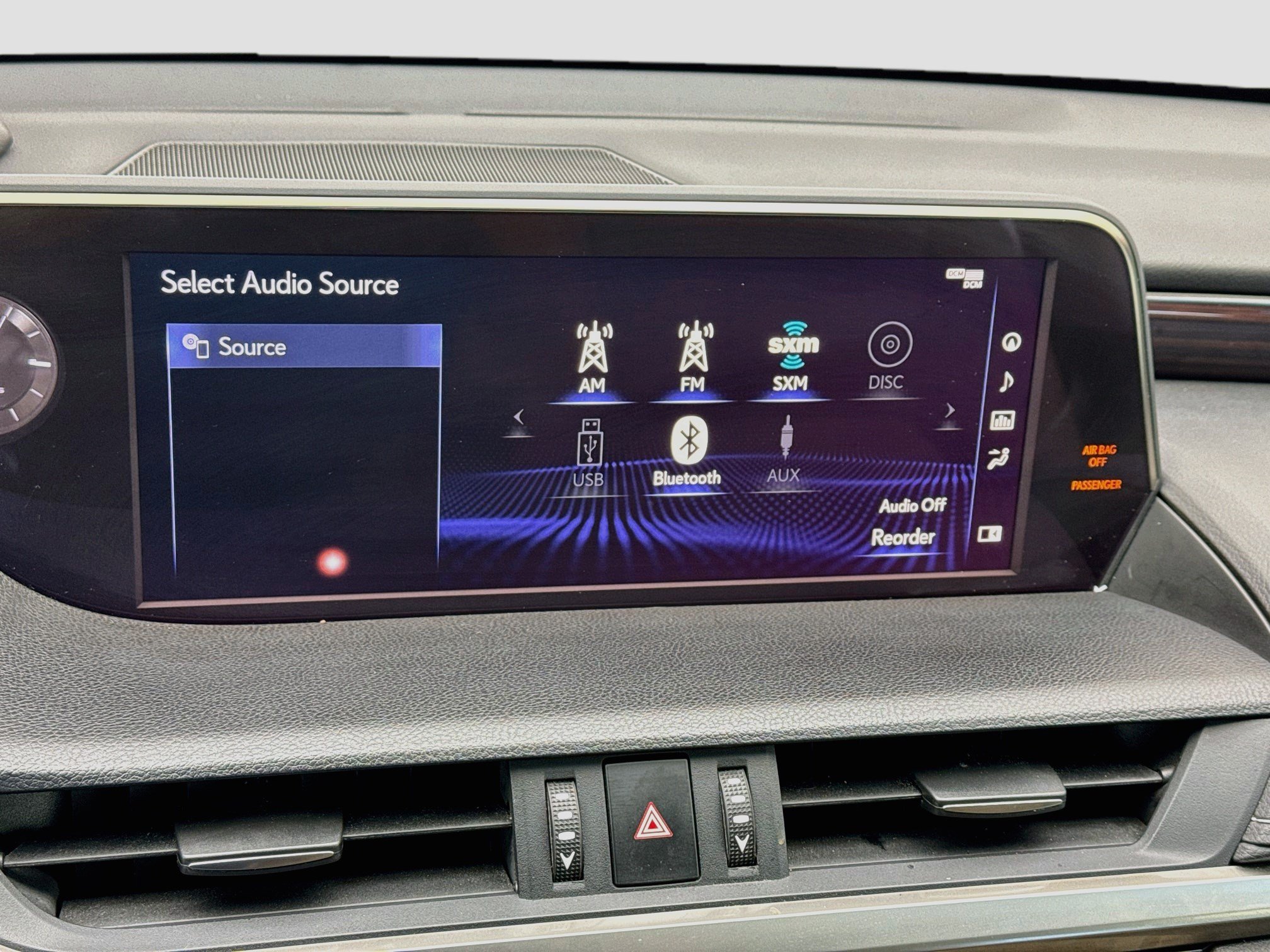 Used 2020 Lexus ES 300h w/ Premium Package FWD image 11