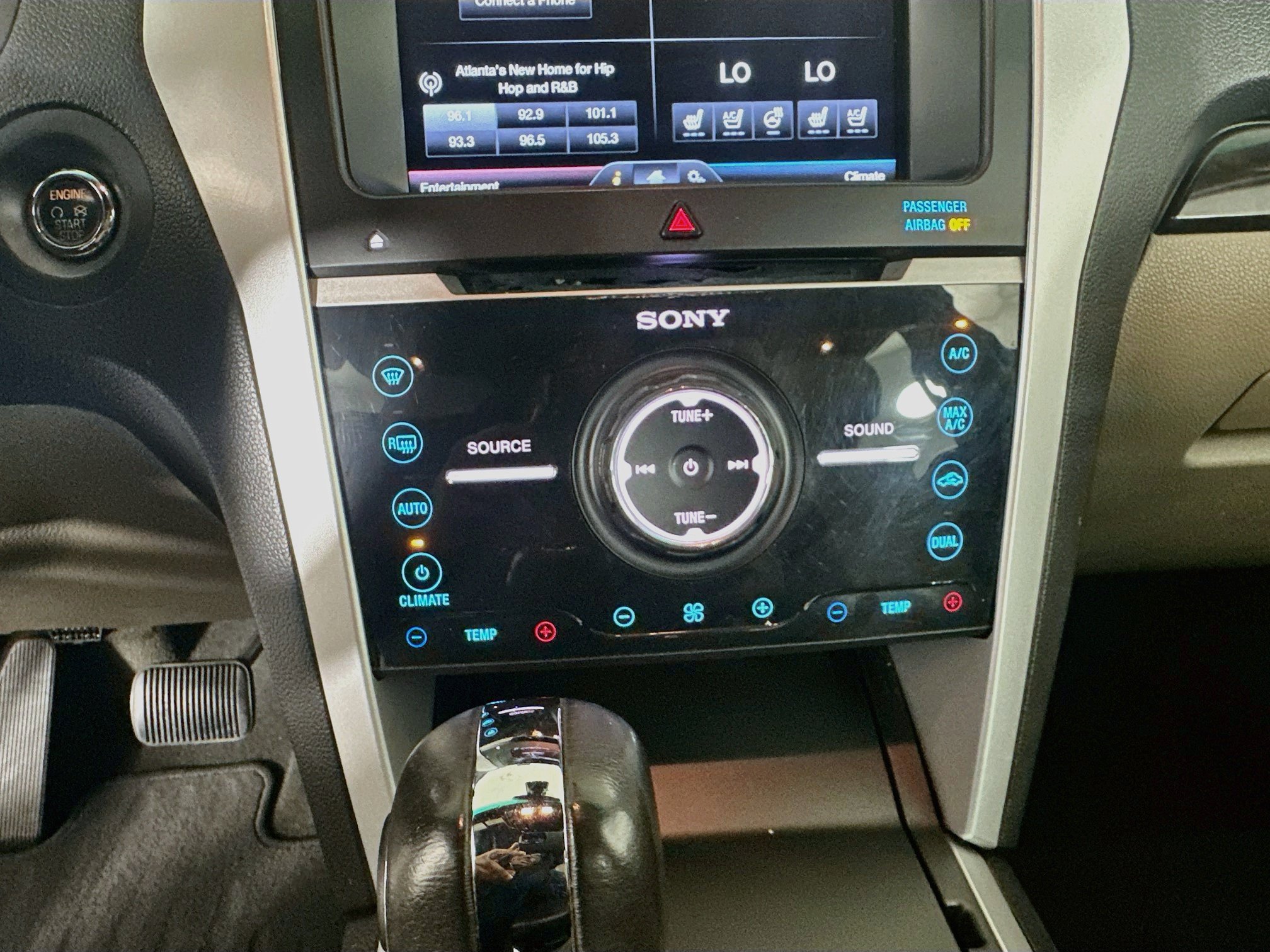 Used 2015 Ford Explorer Limited w/ Equipment Group 302A FWD image 23