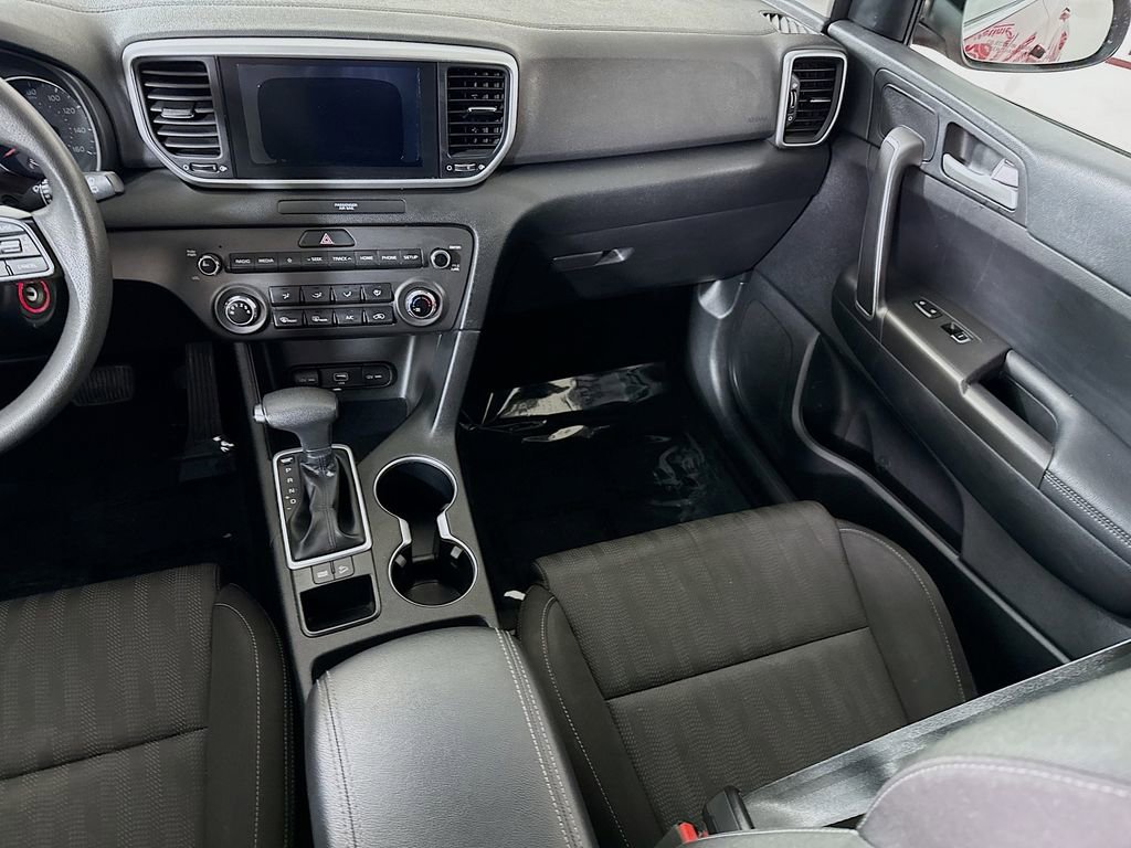 Used 2020 Kia Sportage LX FWD image 24