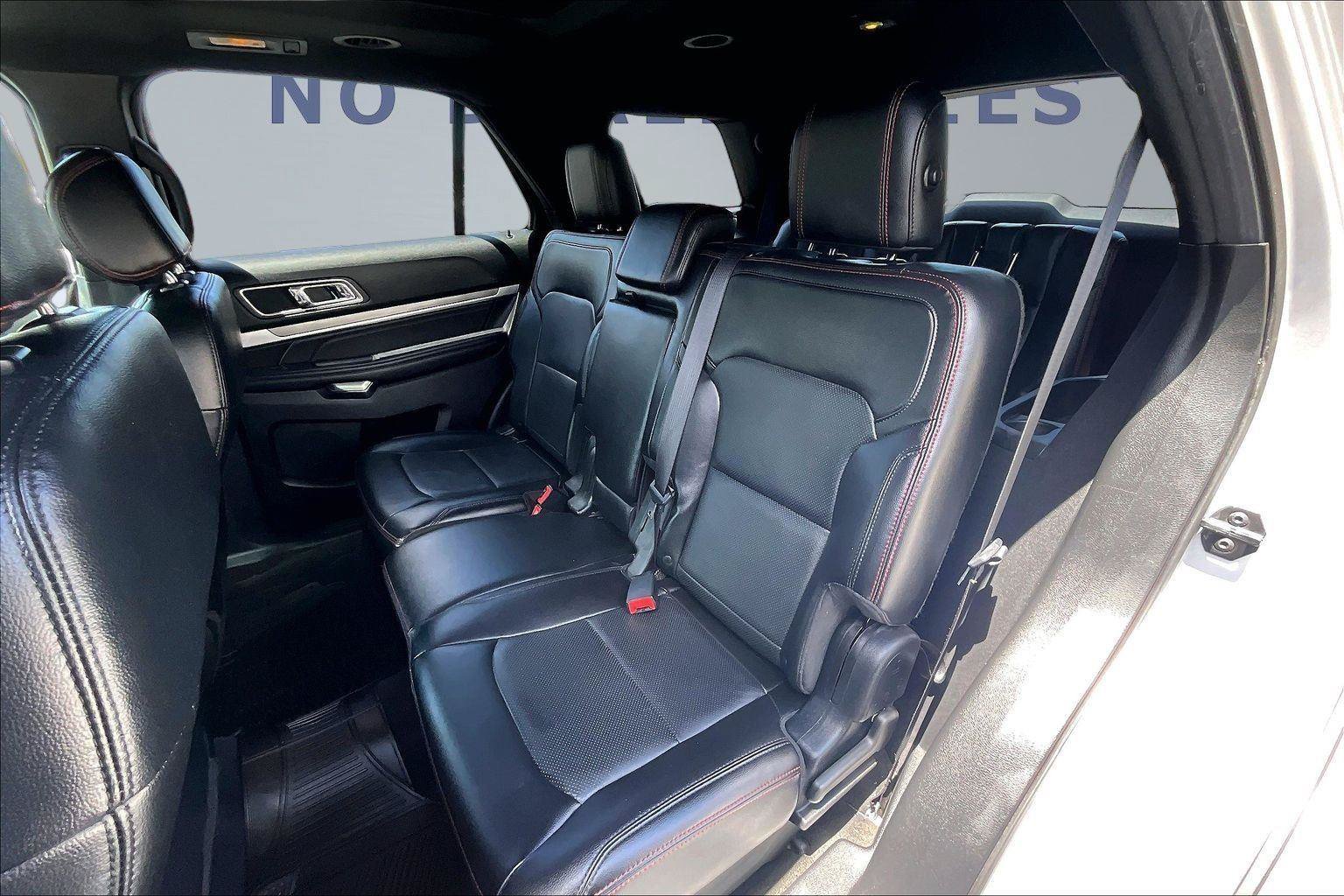 Used 2017 Ford Explorer Sport AWD/4WD image 22