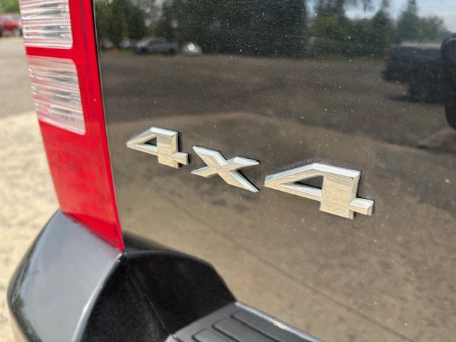 Used 2016 Jeep Patriot High Altitude AWD/4WD image 9