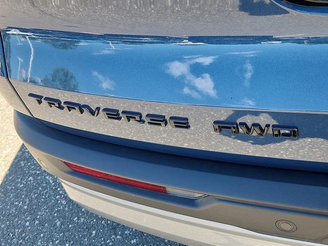 Used 2024 Chevrolet Traverse Z71 w/ Enhanced Driving Package AWD/4WD image 35