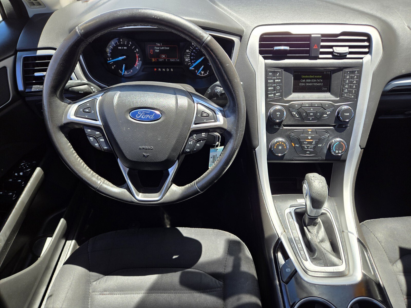 Used 2015 Ford Fusion SE w/ Equipment Group 201A FWD image 7