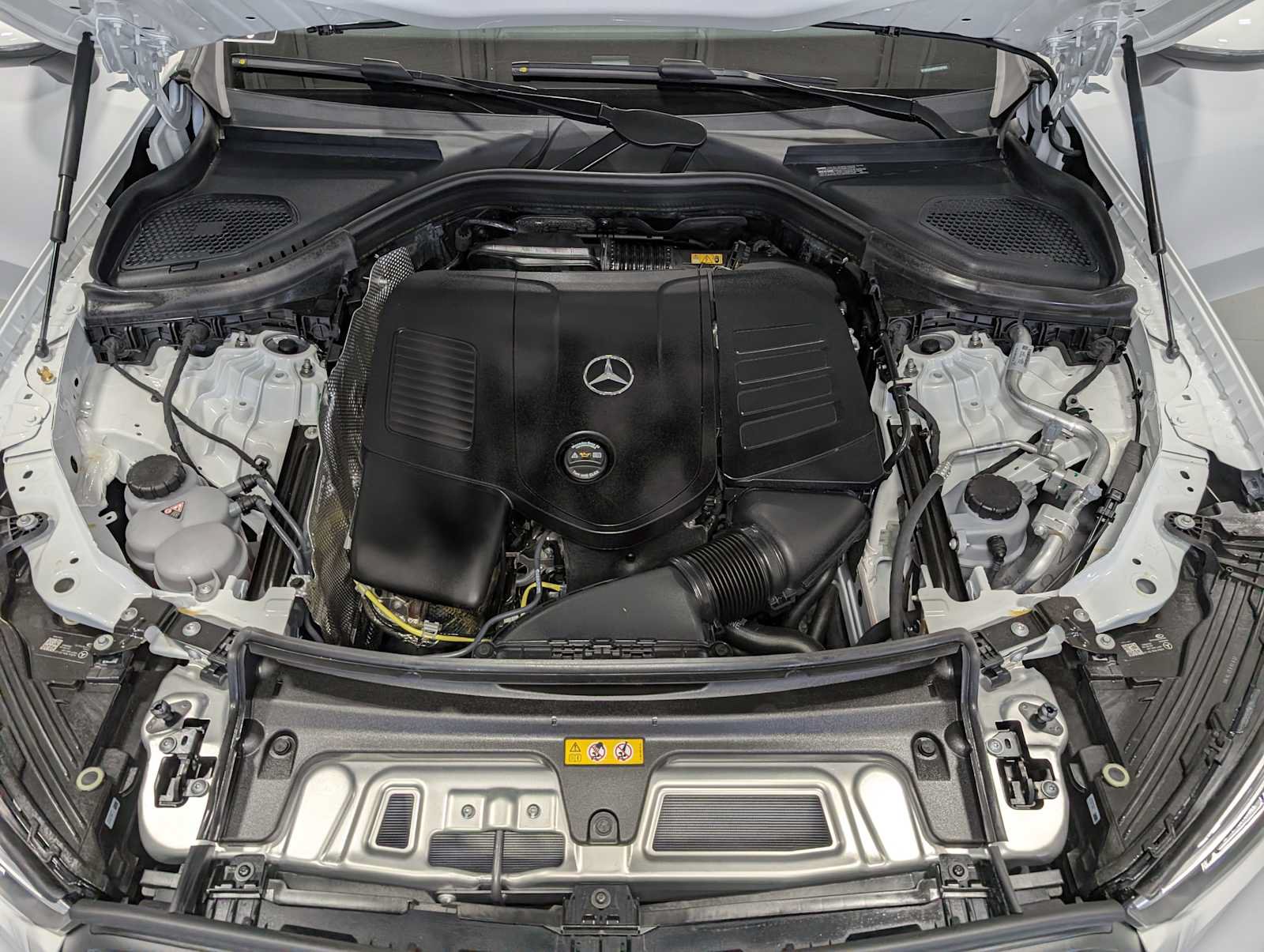New 2026 Mercedes-Benz GLC 300 4MATIC image 12