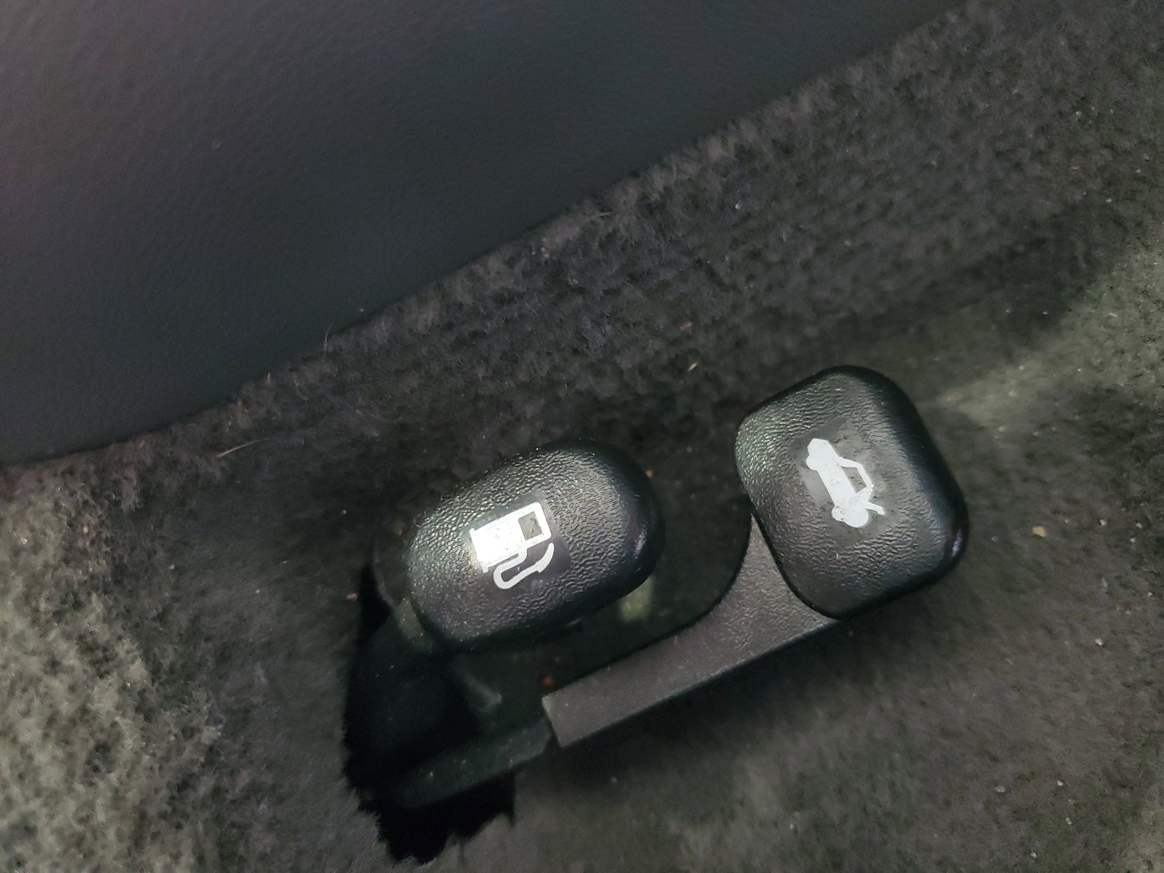 Used 2023 Hyundai Elantra SEL FWD image 30