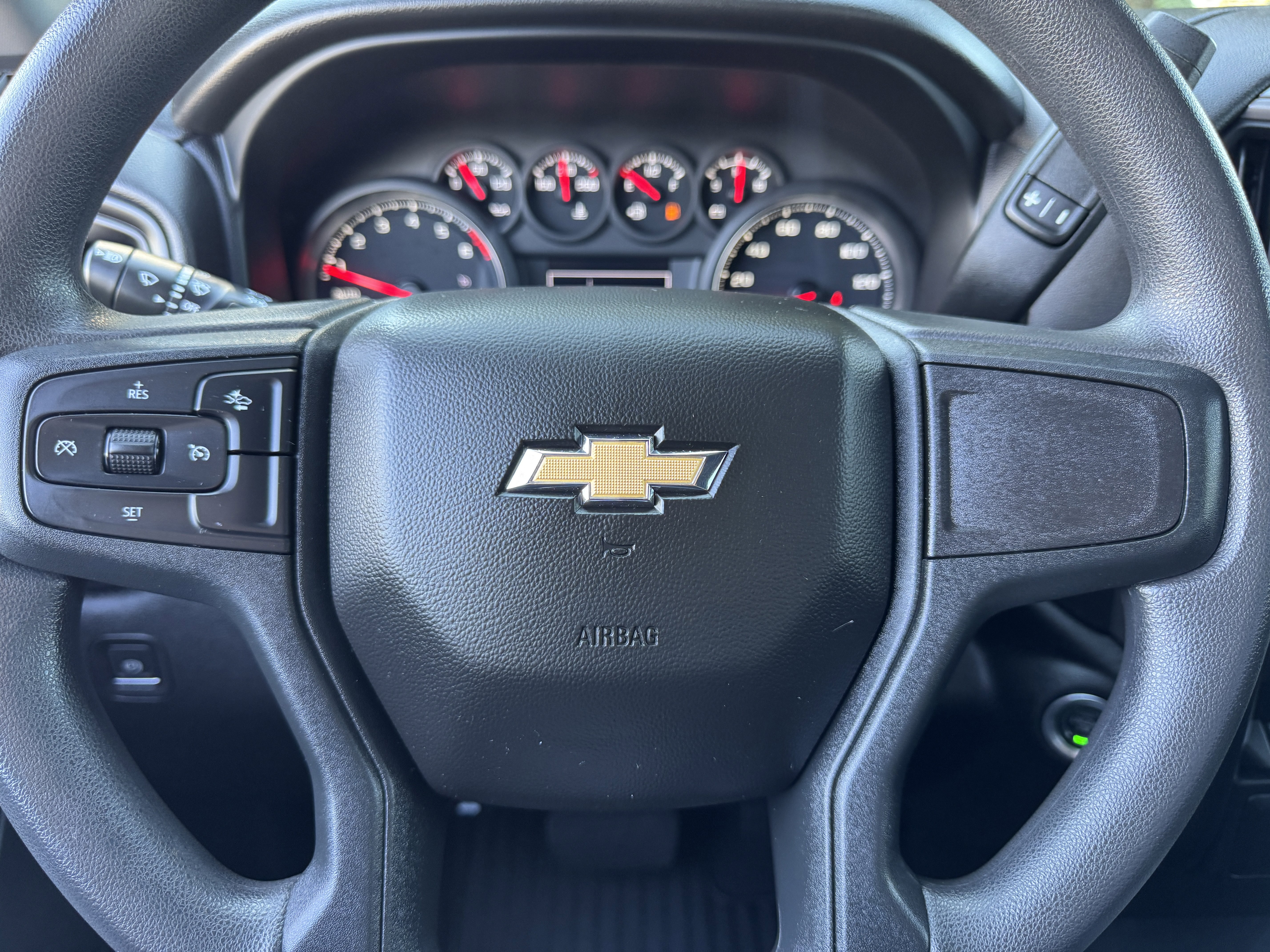 Certified 2022 Chevrolet Silverado 1500 Custom image 33