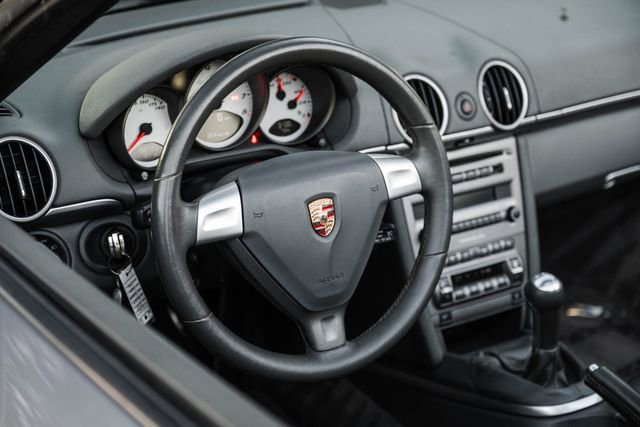 Used 2005 Porsche Boxster S image 6