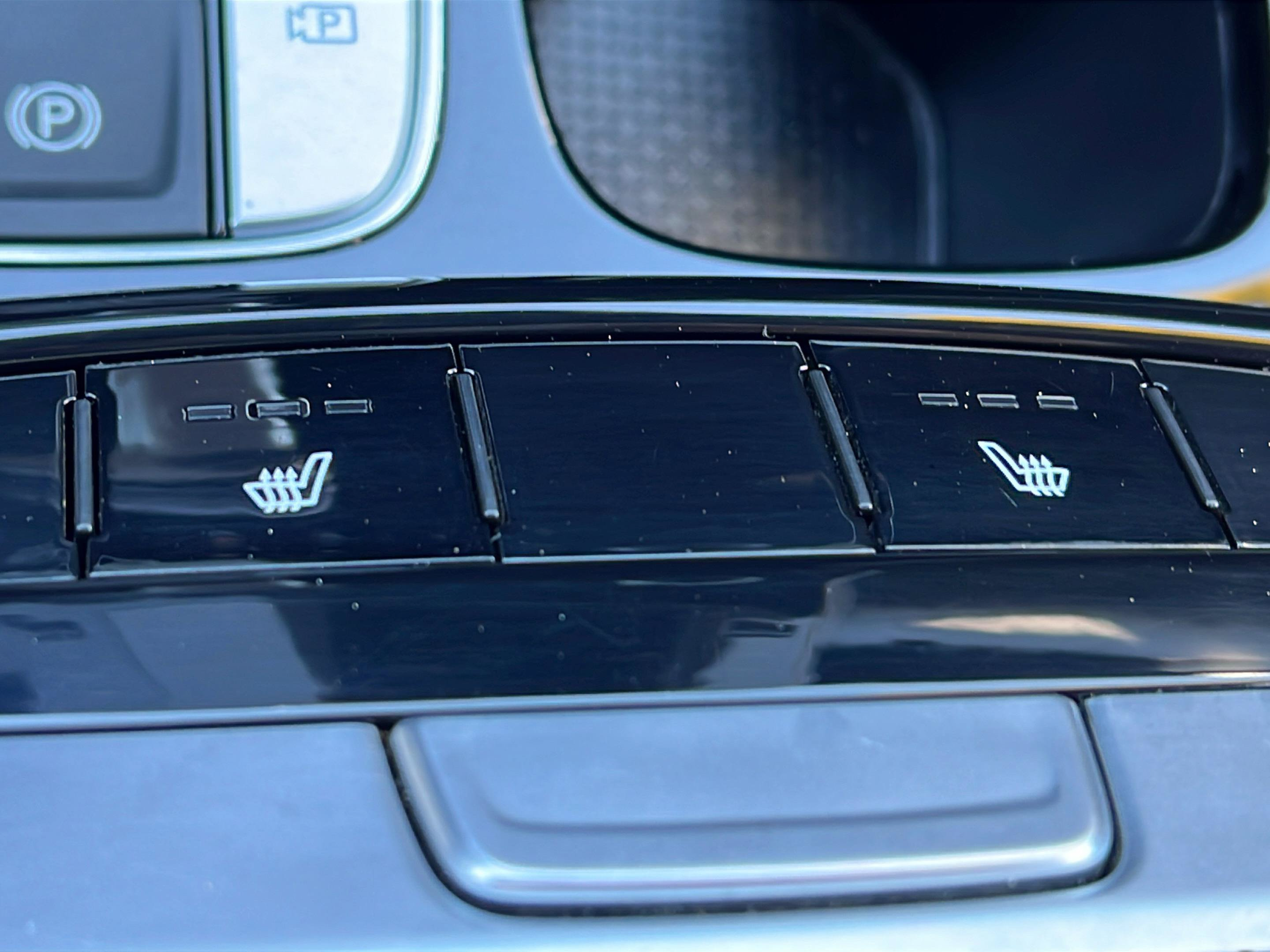 Used 2022 Hyundai Santa Cruz SEL FWD image 26