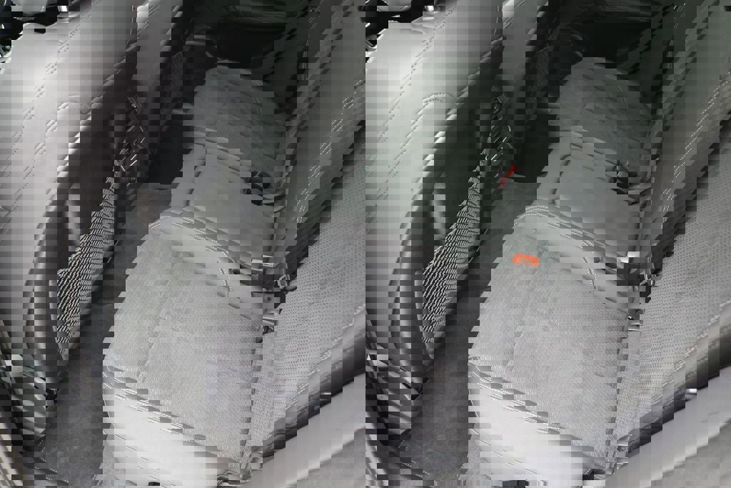 Used 2024 Audi Q5 e Premium Plus w/ Premium Plus Package image 10