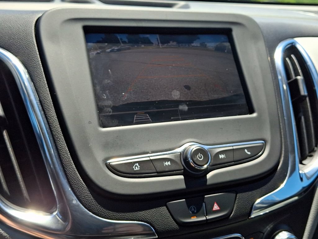 Certified 2023 Chevrolet Equinox LS w/ LS Convenience Package FWD image 17