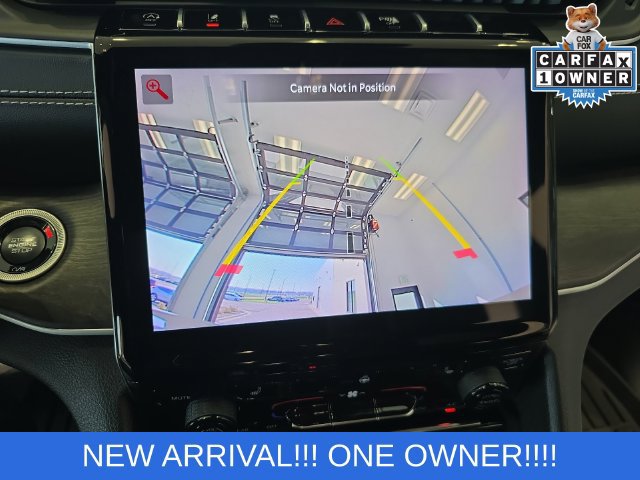 Used 2024 Jeep Grand Cherokee L Limited w/ Black Appearance Package AWD/4WD image 21