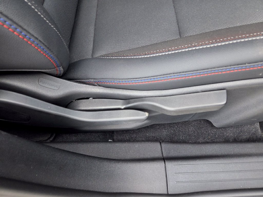 Certified 2024 Chevrolet Equinox EV RS FWD image 16