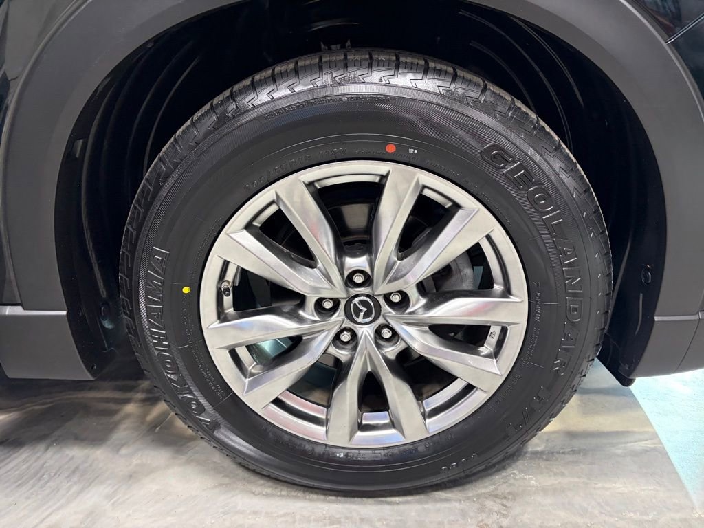 Used 2018 MAZDA CX-9 Touring w/ Touring Premium Package image 27