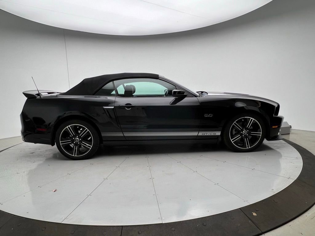 Used 2014 Ford Mustang GT Premium w/ Equipment Group 402A image 30