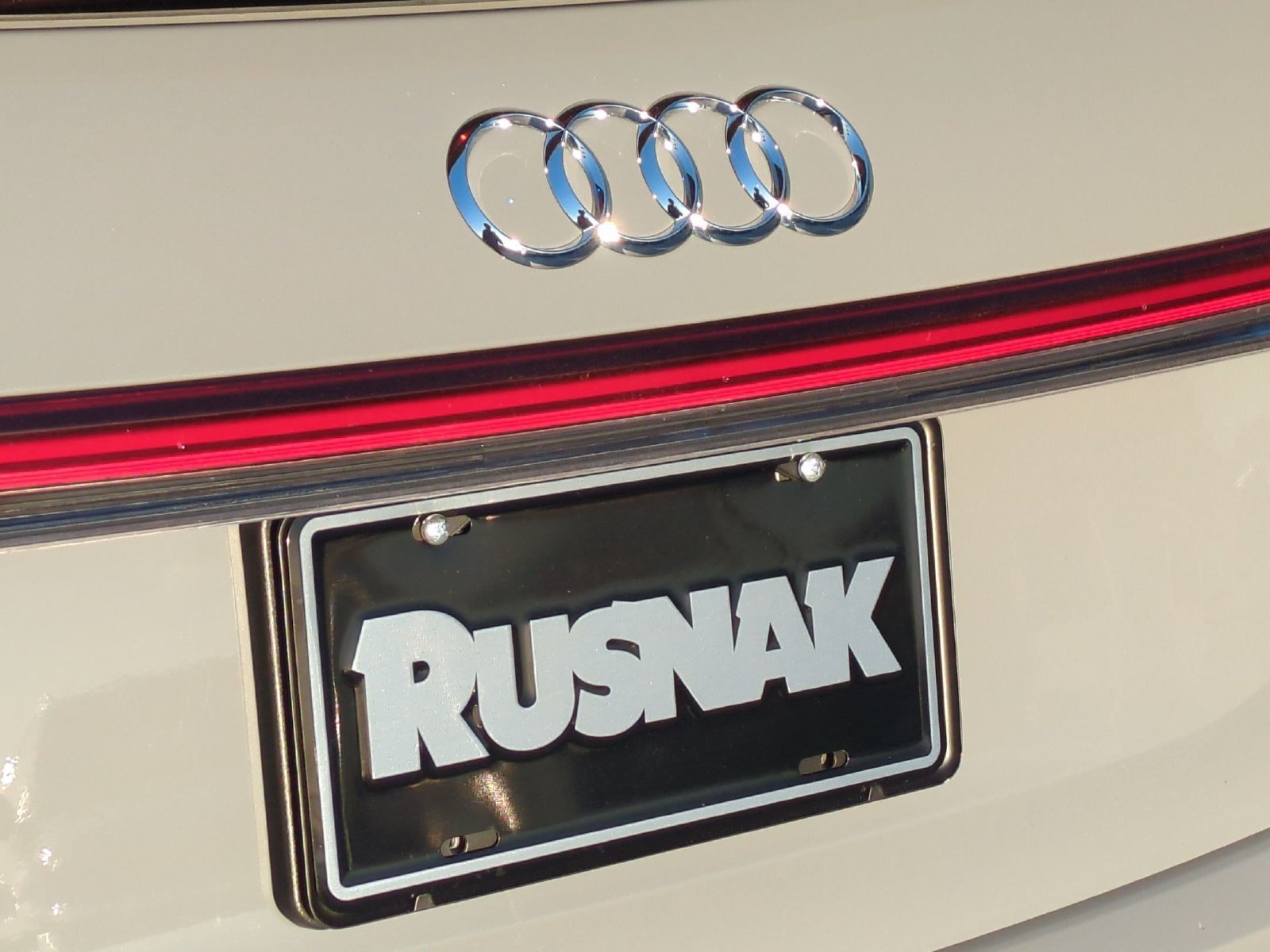 Used 2024 Audi Q4 e-tron Premium w/ Convenience Package AWD/4WD image 19