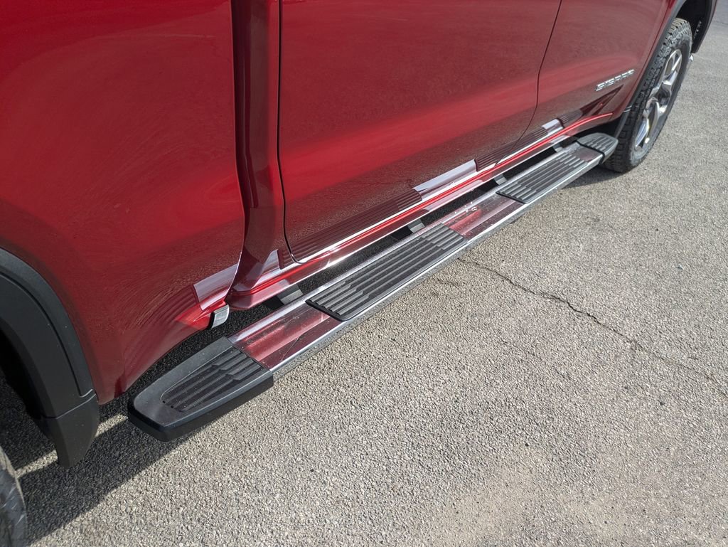 New 2026 GMC Sierra 1500 SLT image 26