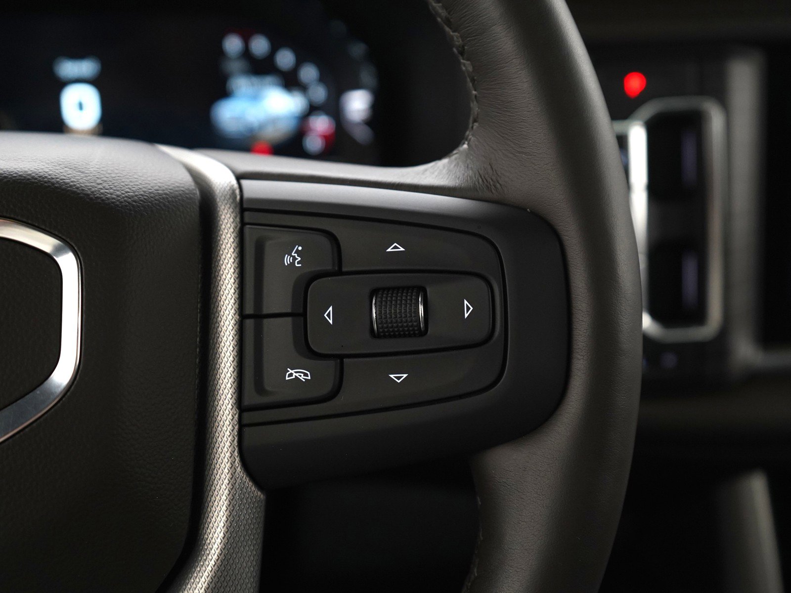 Used 2023 GMC Yukon XL Denali image 30