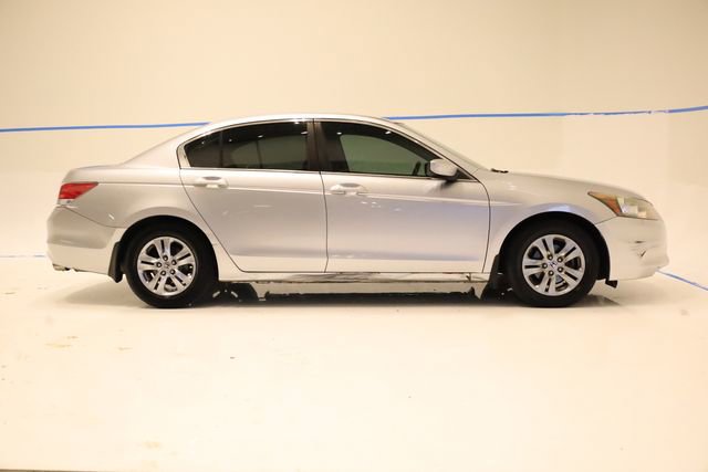 Used 2011 Honda Accord LX-P image 4