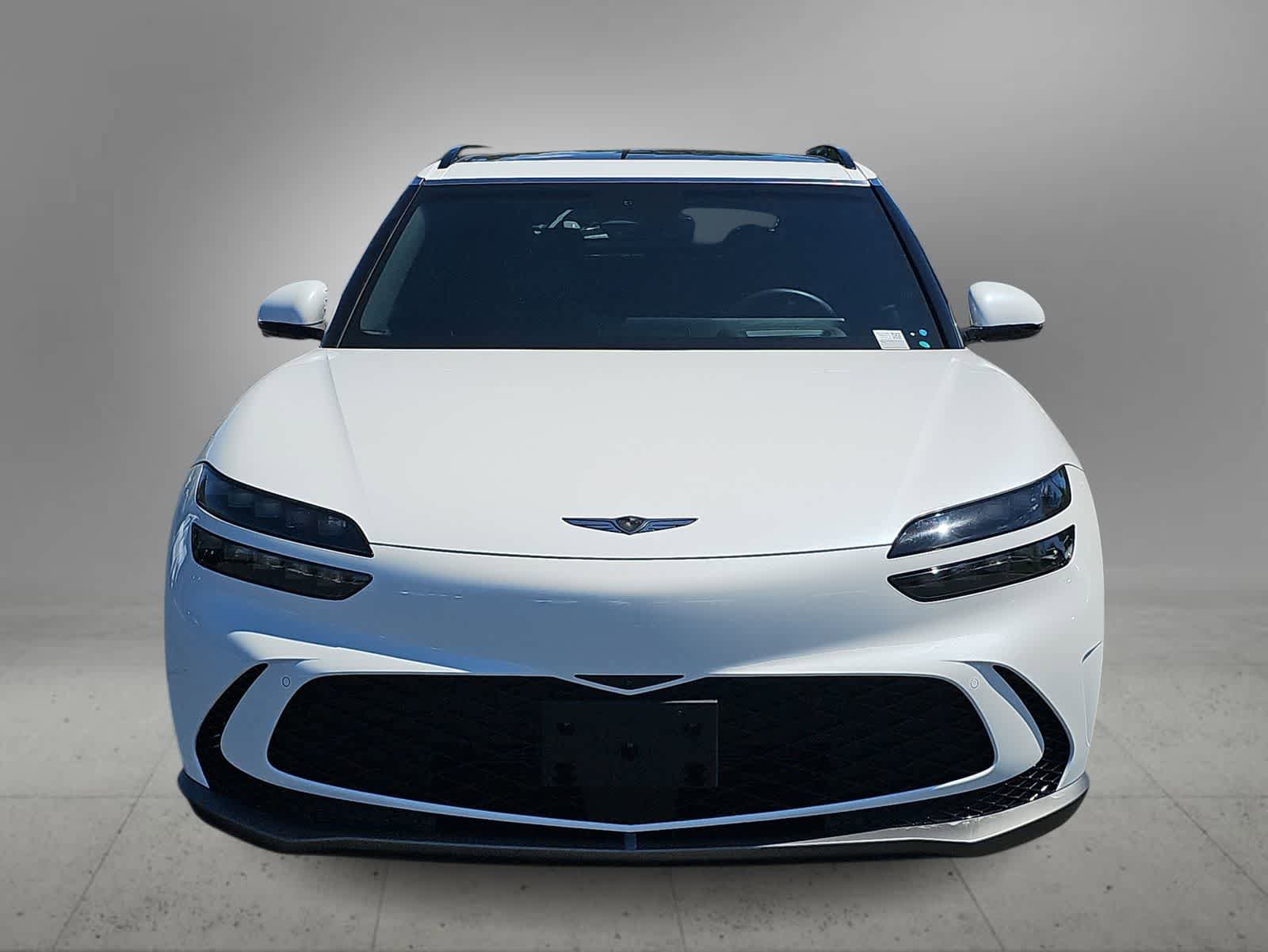 Certified 2023 Genesis GV60 Advanced AWD/4WD image 3