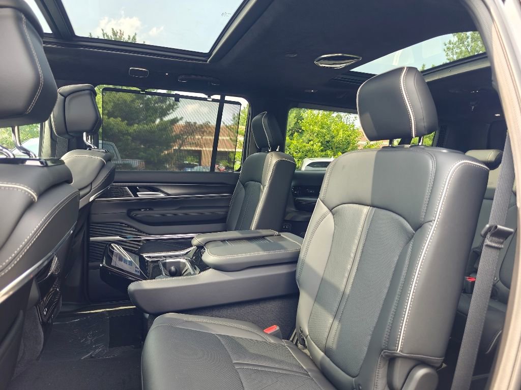 New 2024 Jeep Grand Wagoneer L Series II w/ Quick Order Packagew 28T image 11