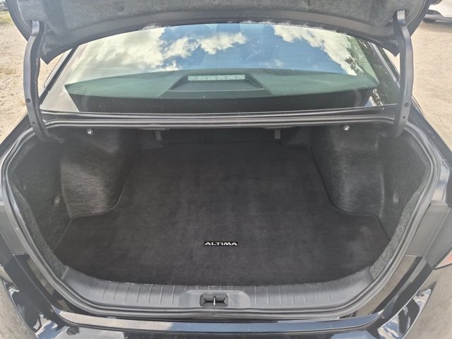 Used 2025 Nissan Altima 2.5 SV FWD image 25