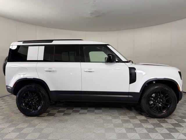 New 2026 Land Rover Defender 110 S AWD/4WD image 9