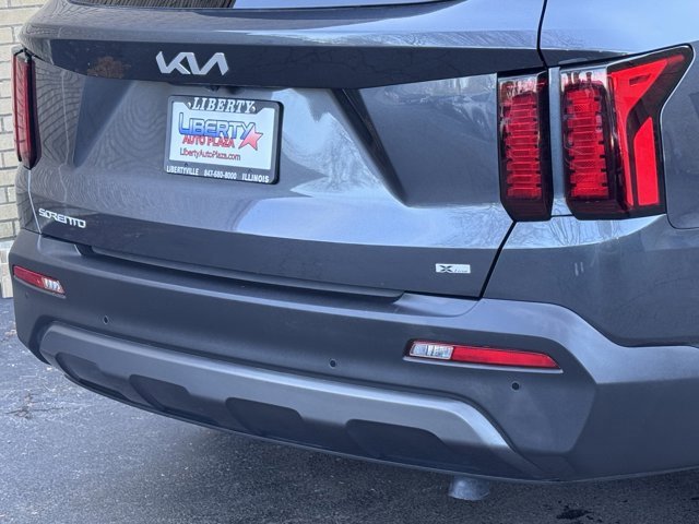 Used 2023 Kia Sorento X-Line EX image 17