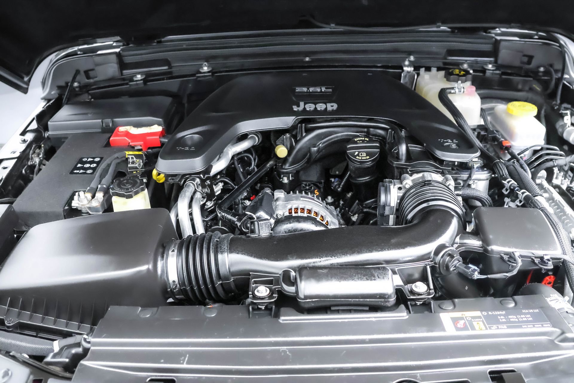 Used 2019 Jeep Wrangler Unlimited Rubicon w/ Dual Top Group image 39