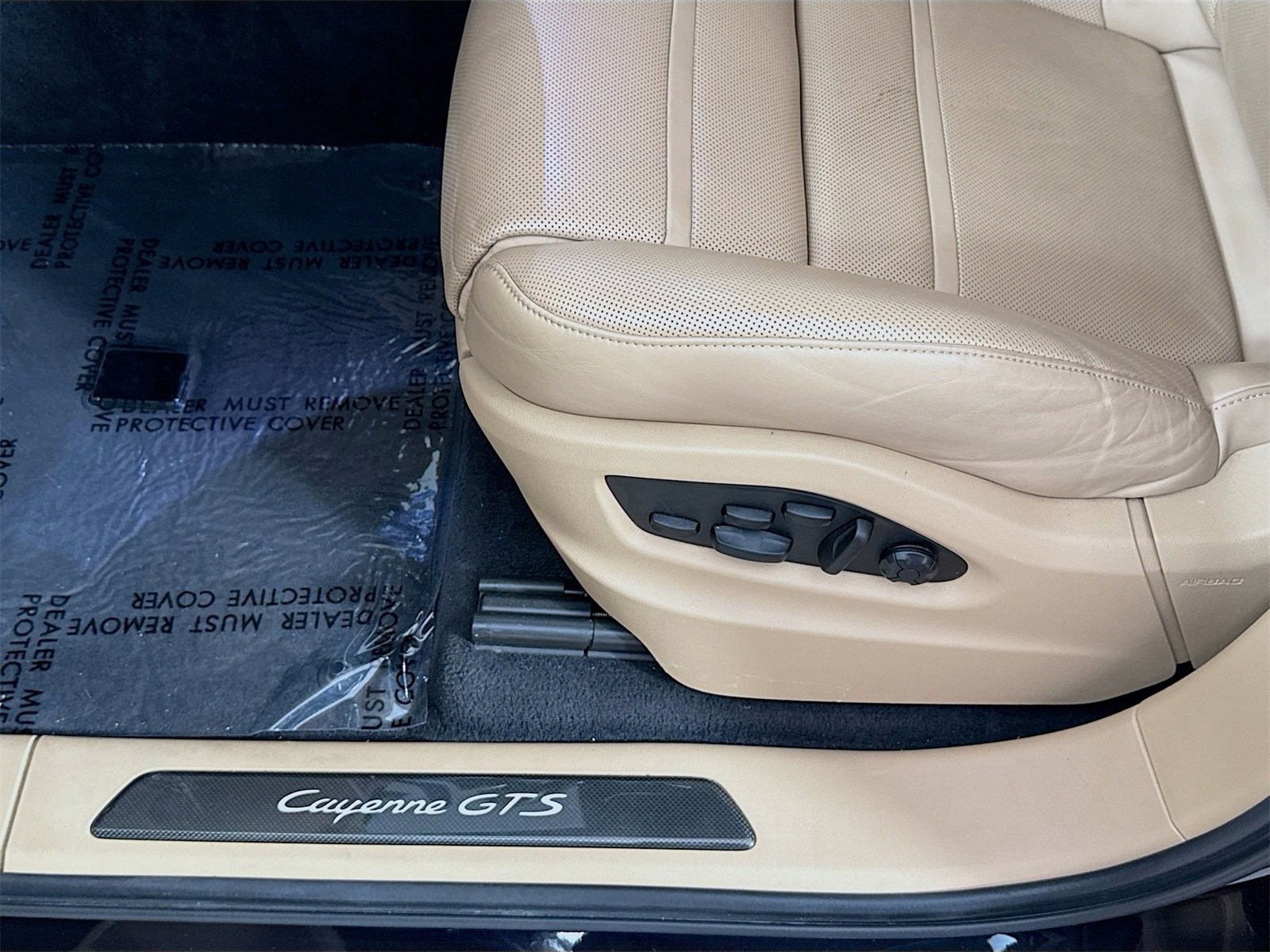 Certified 2022 Porsche Cayenne GTS image 16