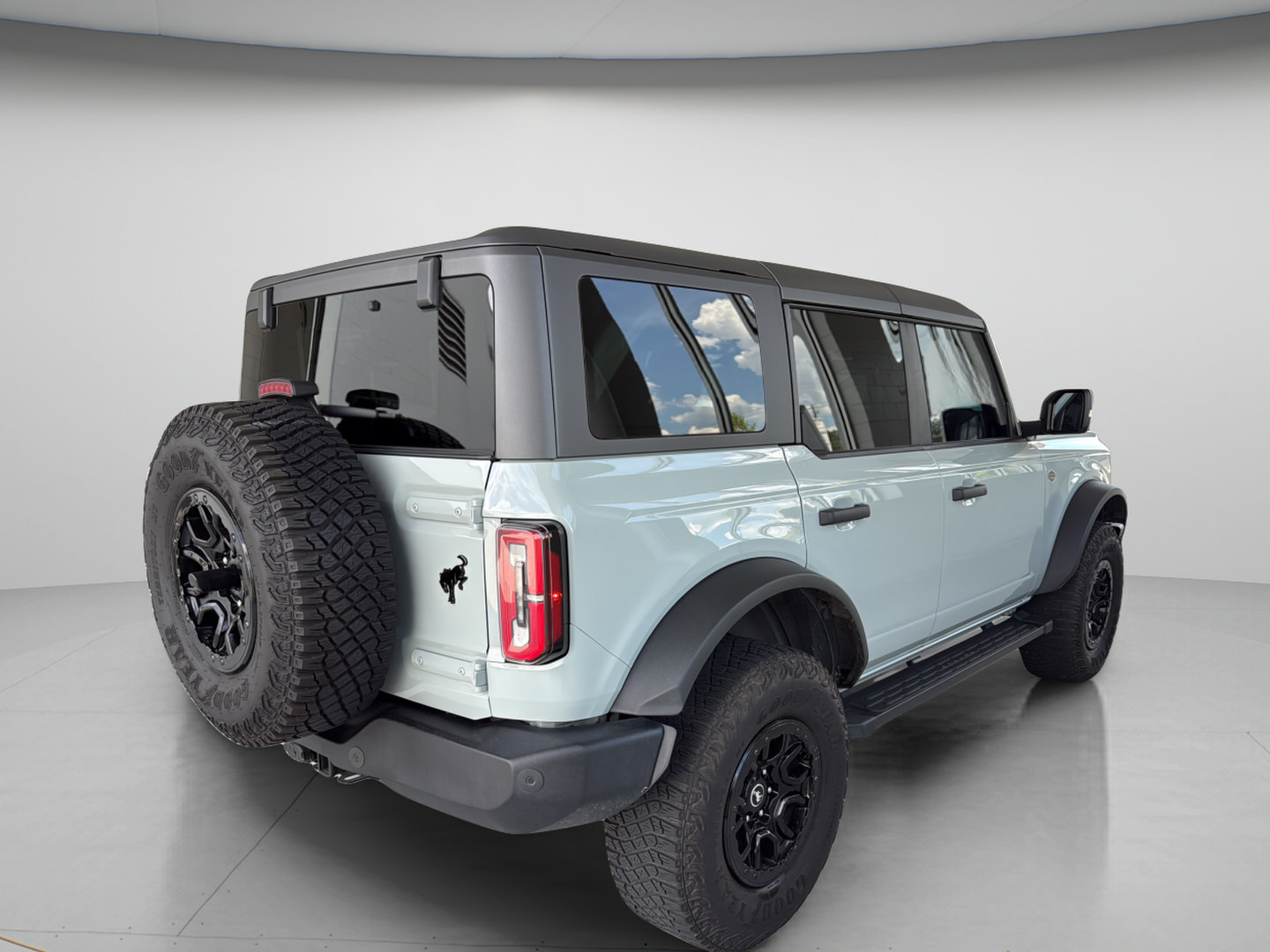 Used 2023 Ford Bronco Wildtrak AWD/4WD image 11