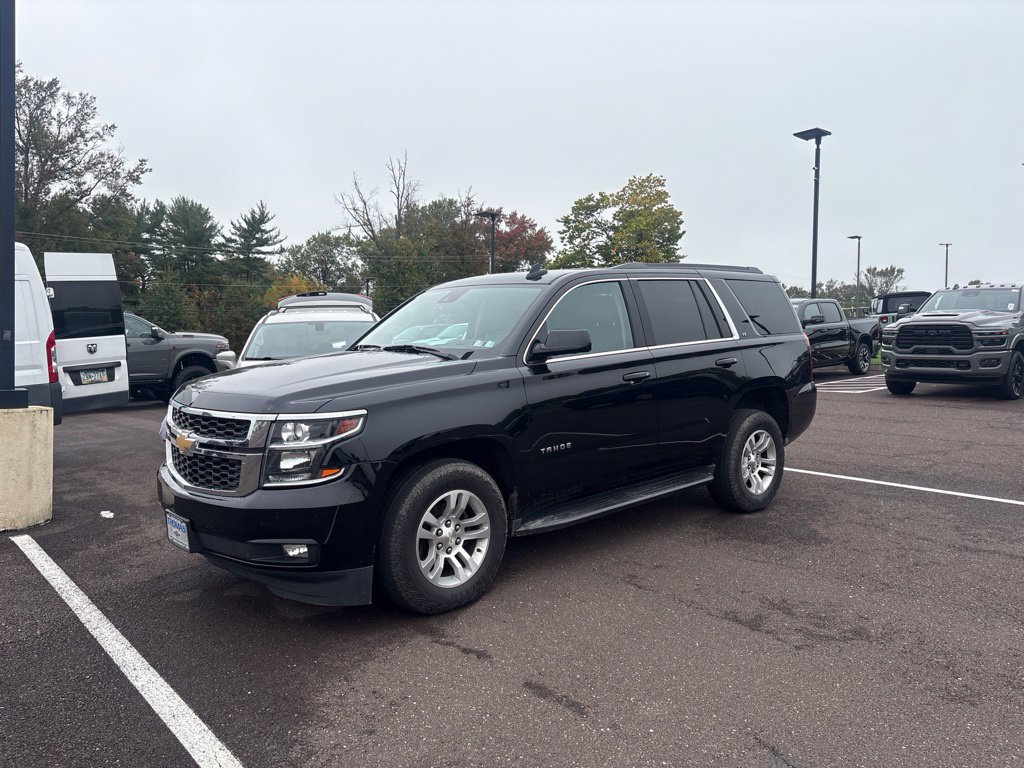 Used 2020 Chevrolet Tahoe LT w/ Luxury Package AWD/4WD image 4