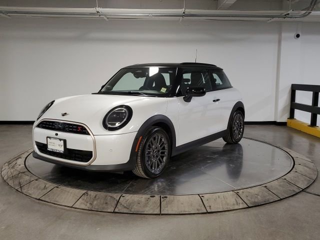 Used 2025 MINI Cooper S image 4