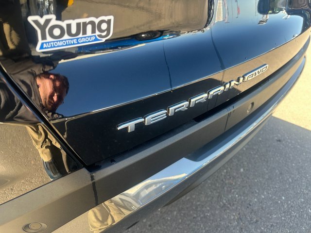 New 2025 GMC Terrain Elevation w/ Elevation Premium Package image 11