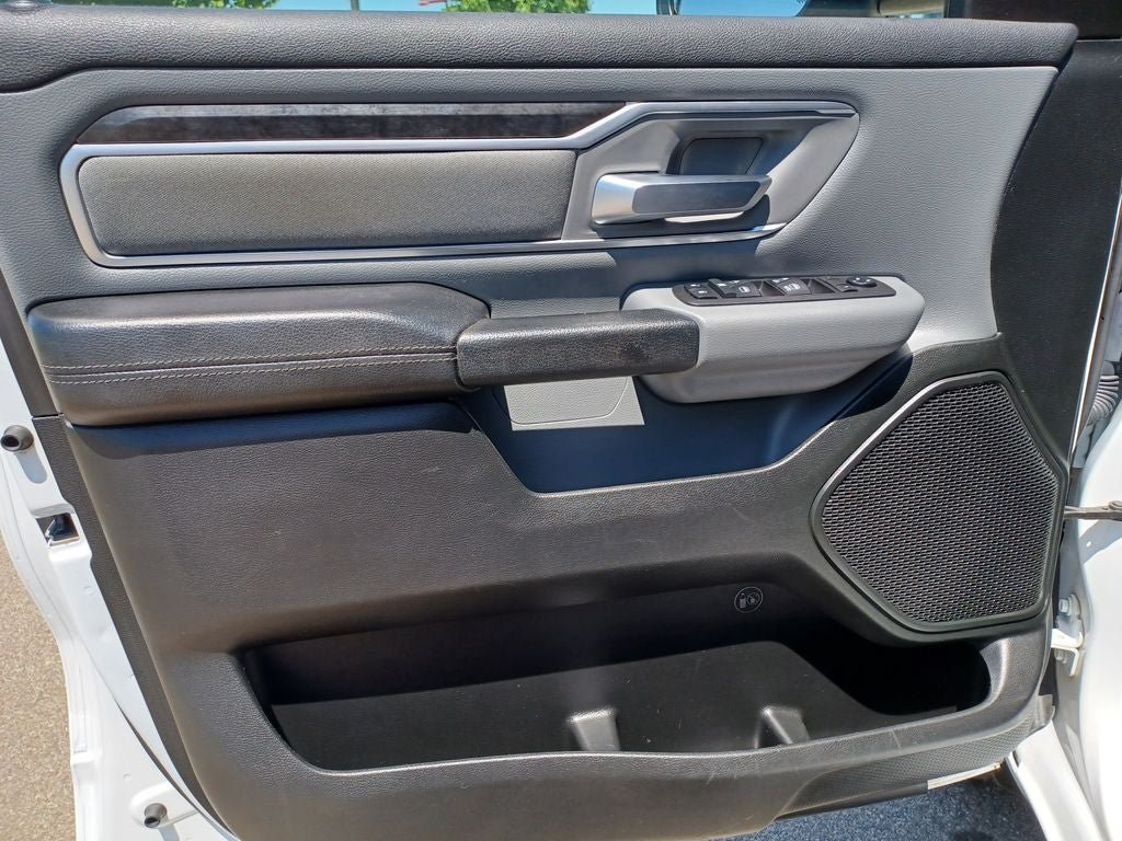 Used 2019 RAM 1500 Big Horn AWD/4WD image 9