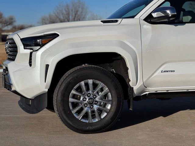 Used 2026 Toyota Tacoma Limited image 34