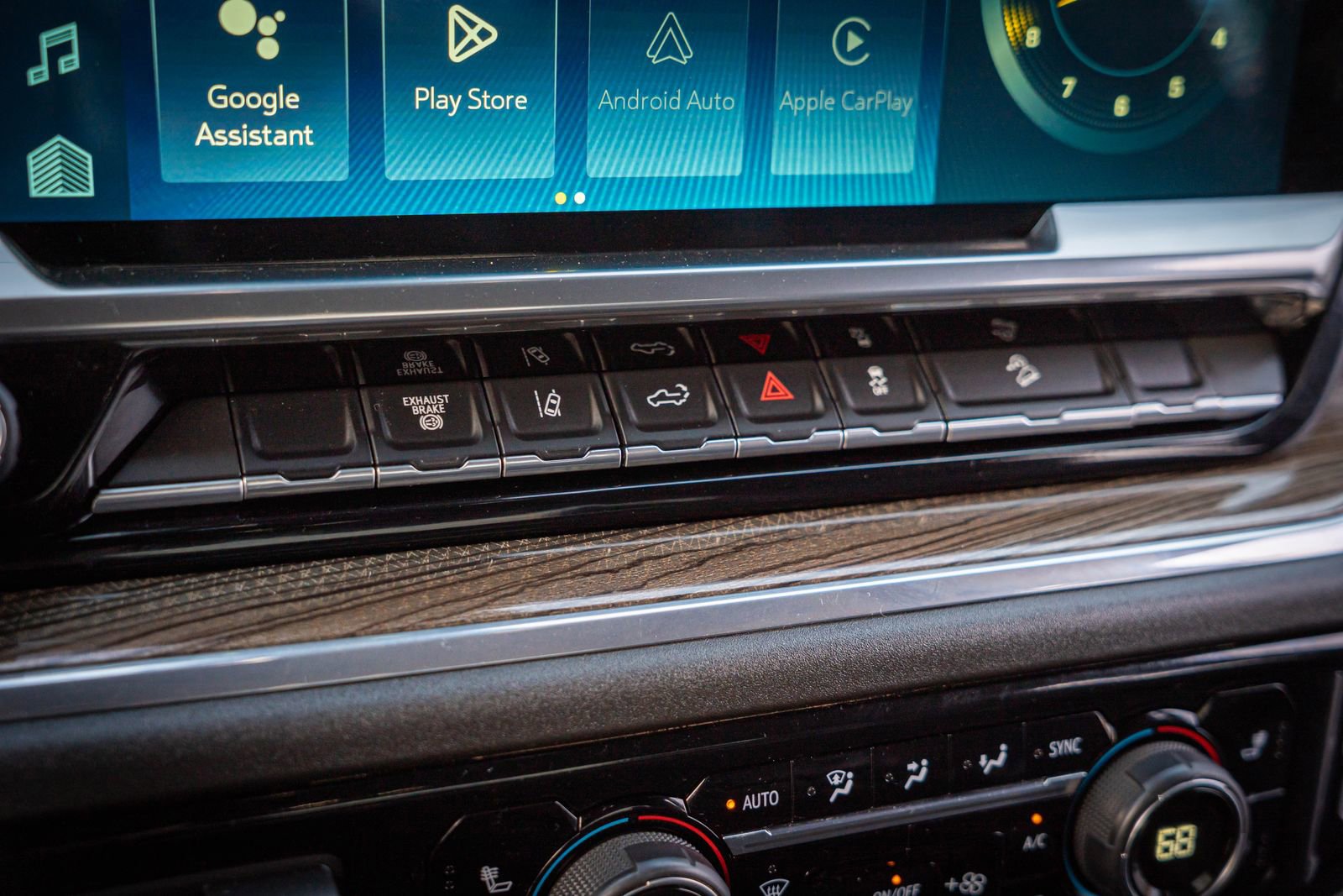 Used 2024 Chevrolet Silverado 2500 LT w/ Convenience Package image 23