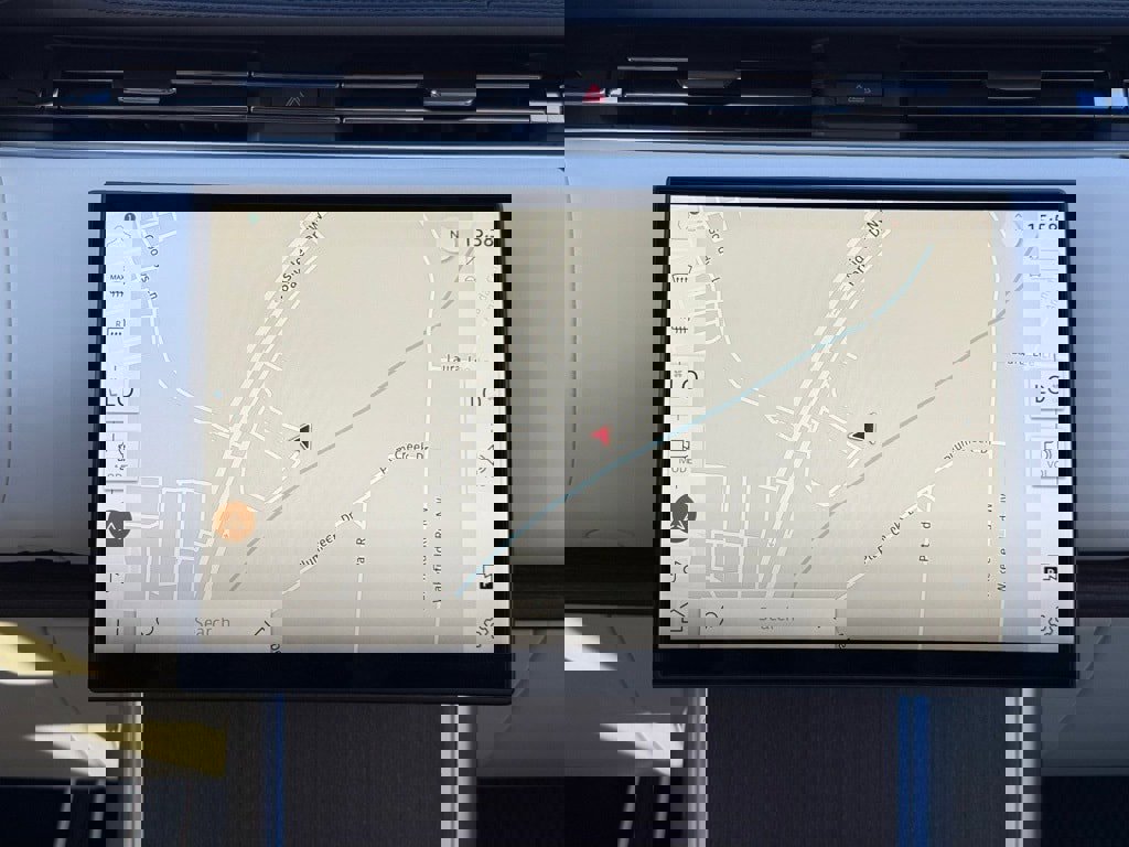 New 2026 Land Rover Range Rover SE image 24