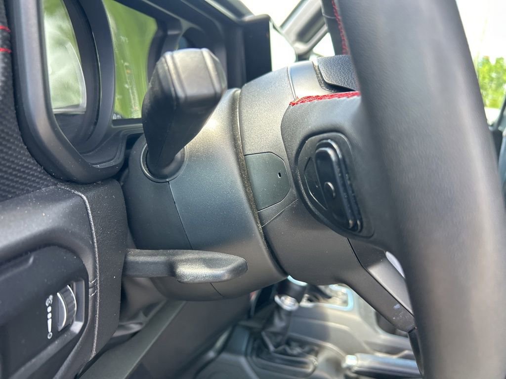 Certified 2025 Jeep Wrangler Unlimited Rubicon image 35