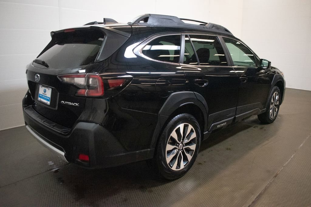Used 2024 Subaru Outback Limited AWD/4WD image 4
