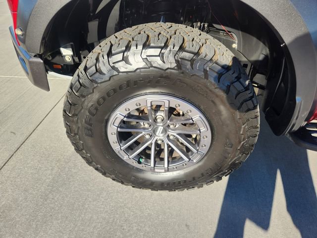 Used 2019 Ford F150 Raptor w/ Equipment Group 802A Luxury image 41