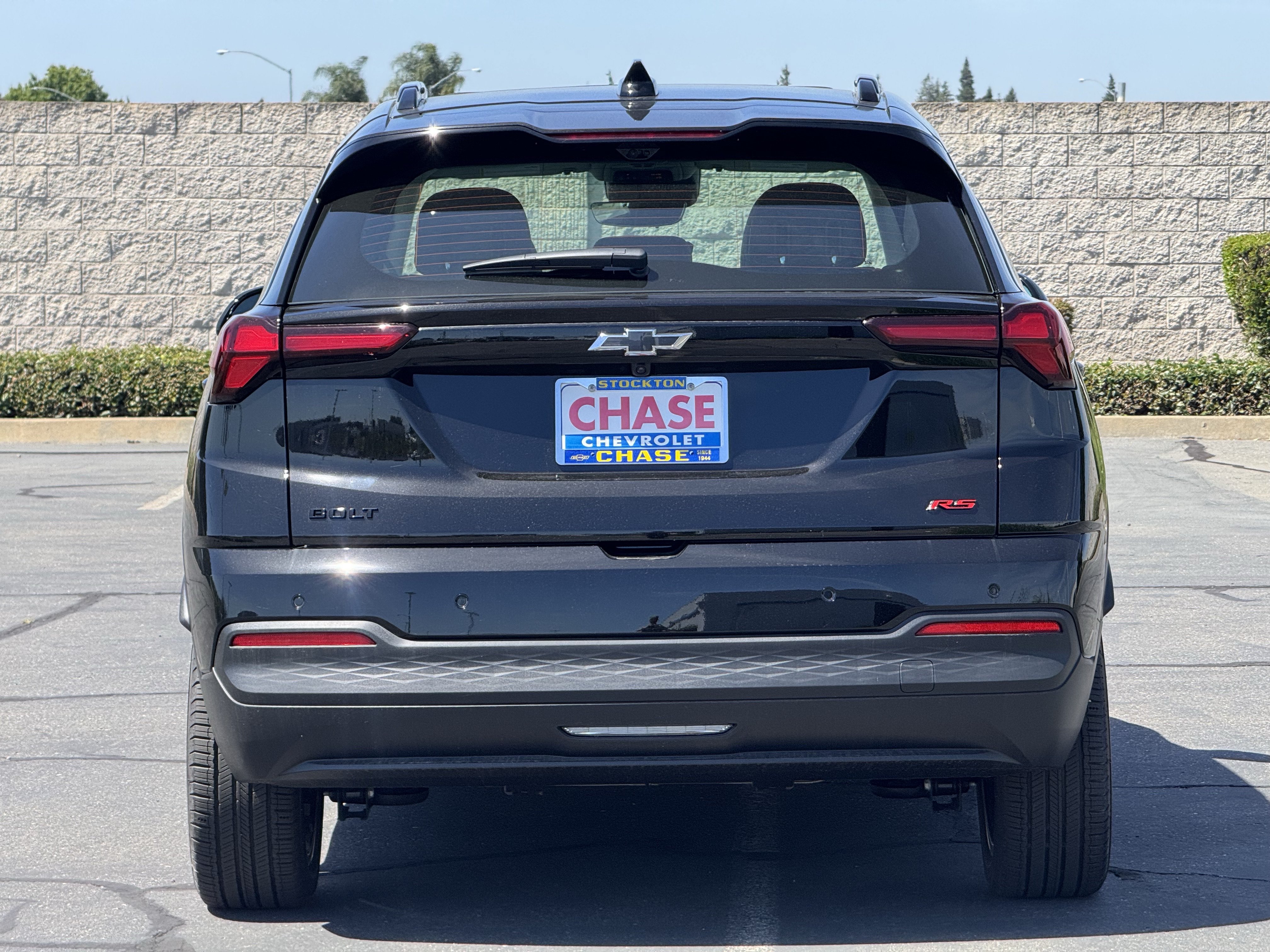 New 2027 Chevrolet Bolt RS w/ Technology Package FWD image 6