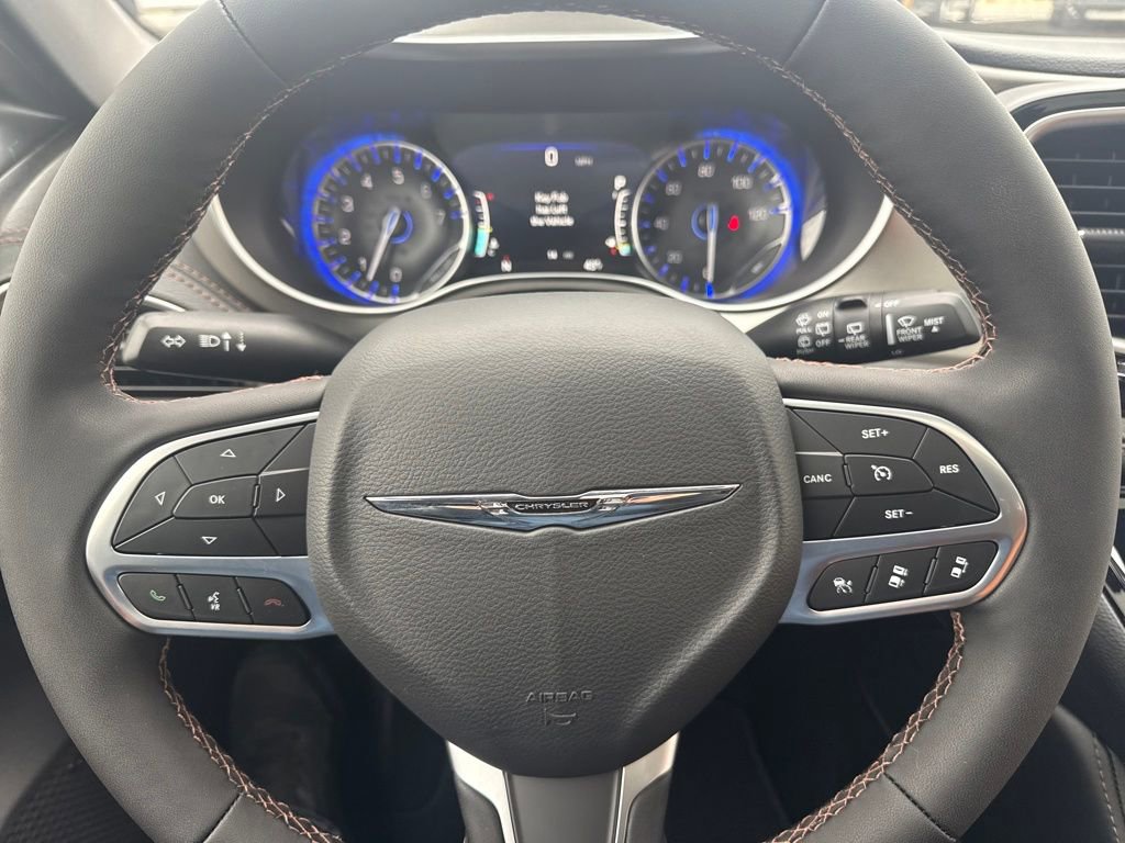 New 2026 Chrysler Pacifica Pinnacle image 12