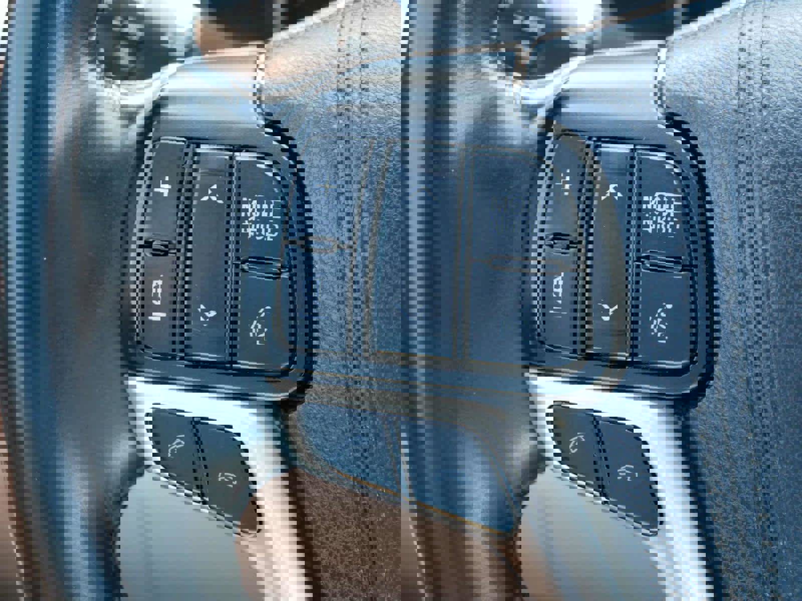 Used 2019 Toyota Highlander XLE image 27