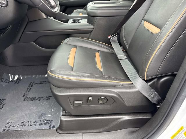 Used 2022 GMC Yukon AT4 image 12