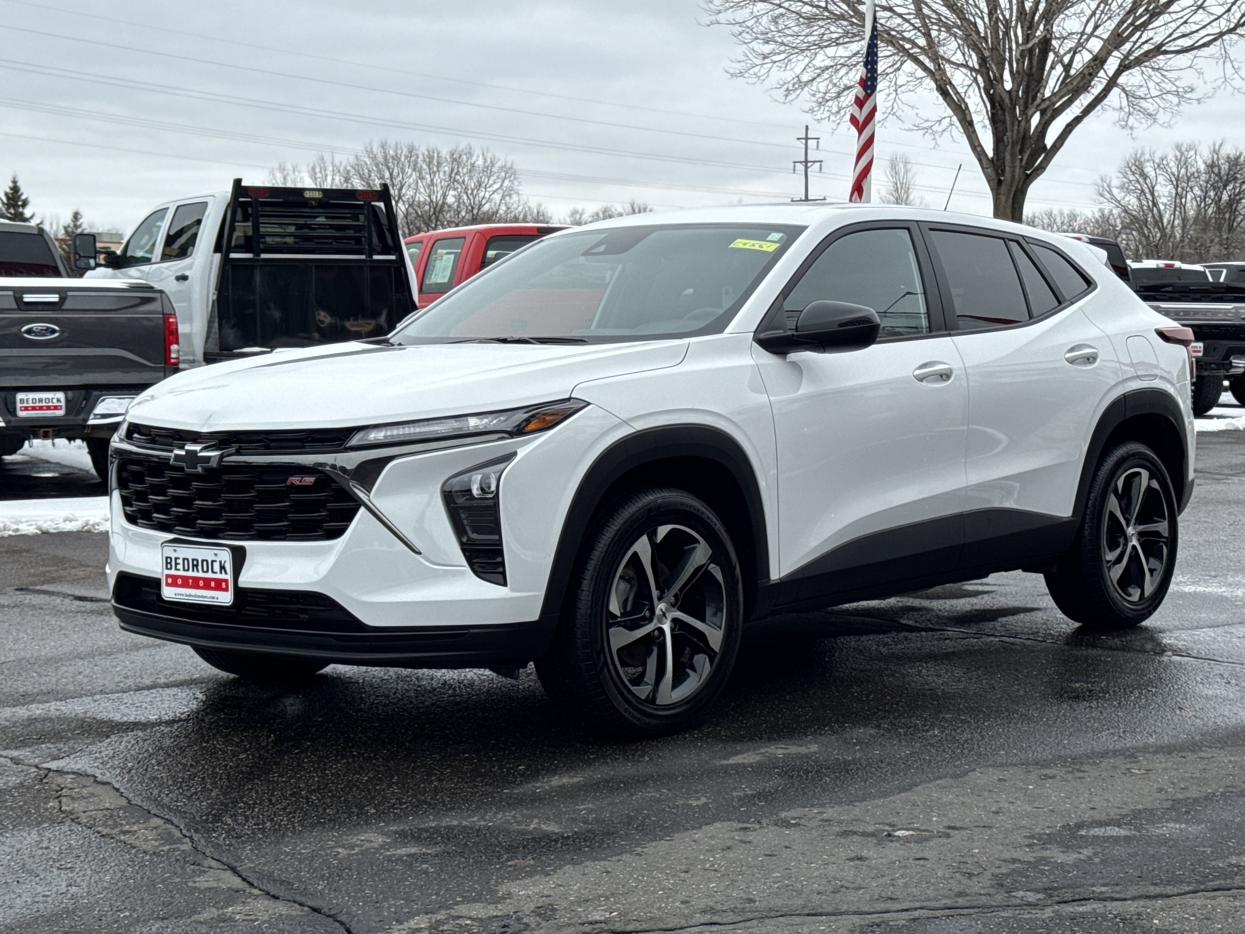 Used 2025 Chevrolet Trax RS w/ Driver Confidence Package image 3