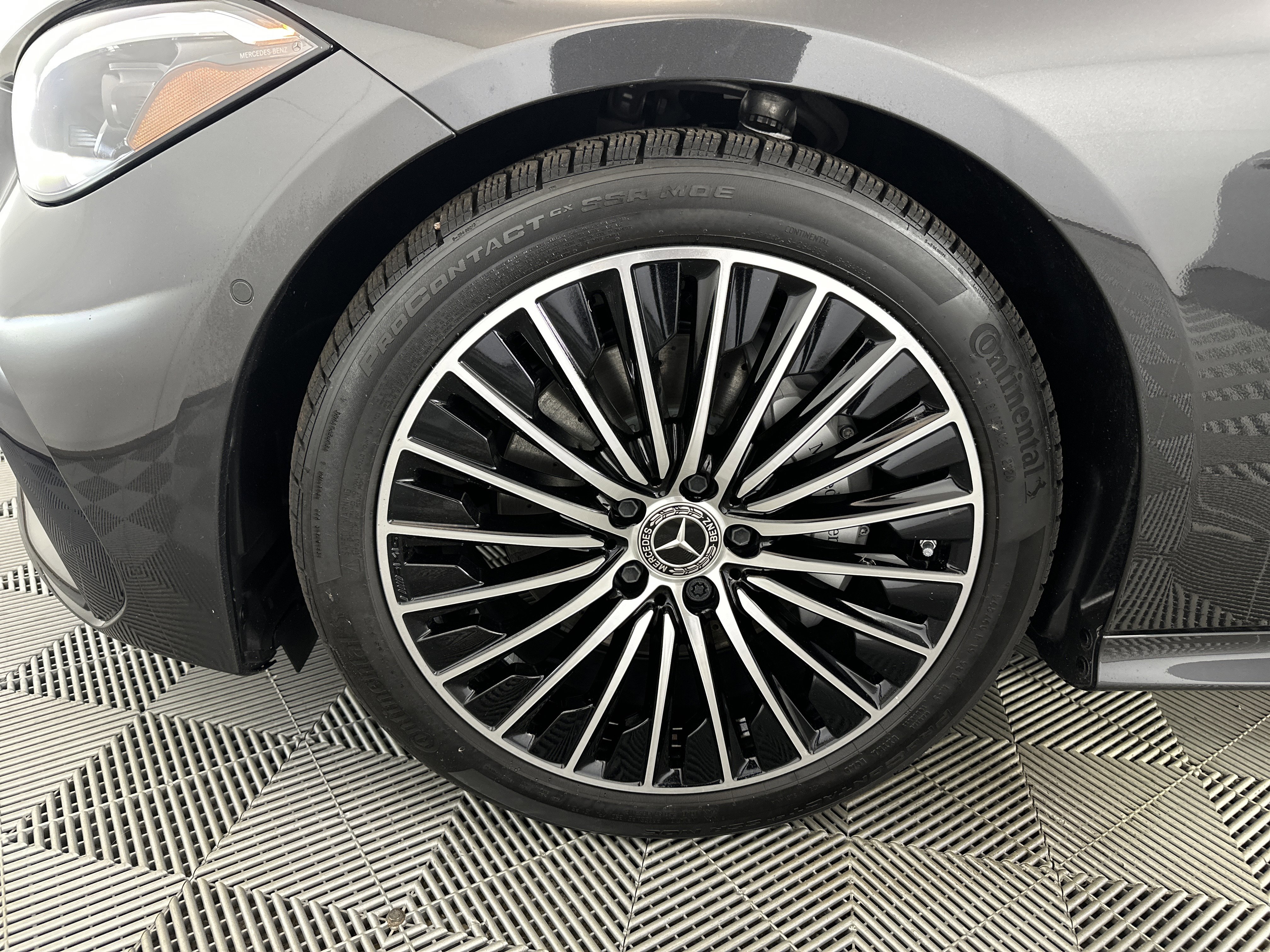 Certified 2024 Mercedes-Benz CLE 300 4MATIC Coupe image 11