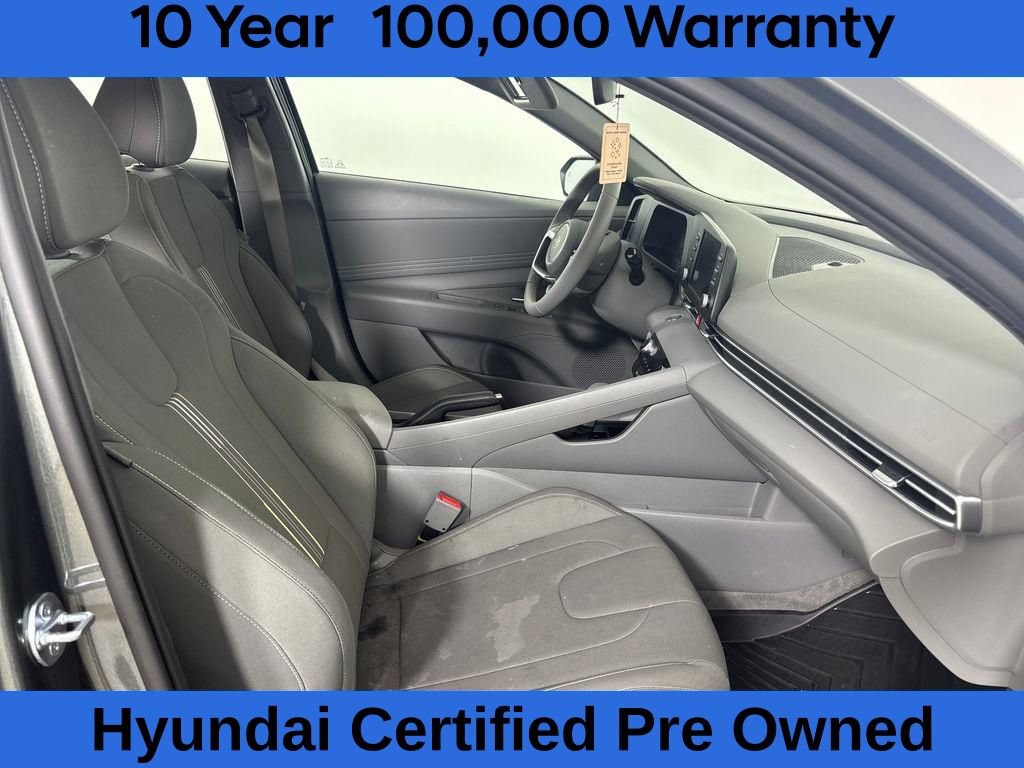 Used 2026 Hyundai Elantra Sport FWD image 8