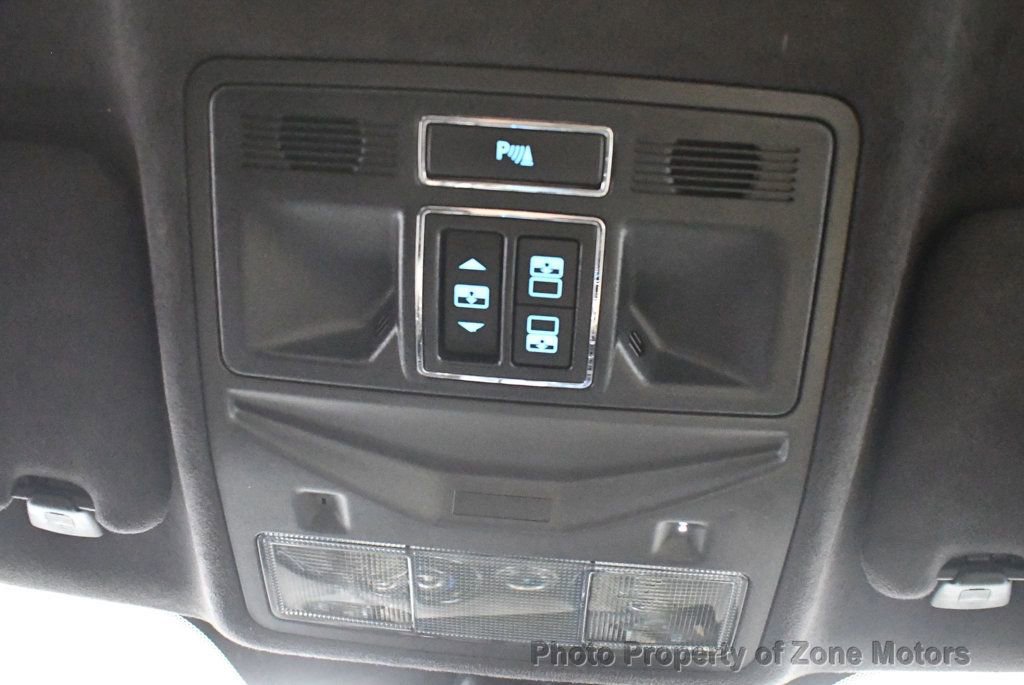 Used 2015 Jaguar XJ image 52