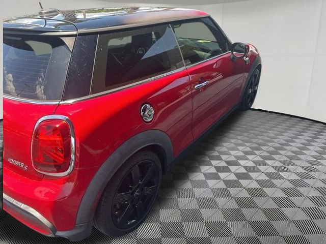 Used 2023 MINI Cooper S FWD image 5